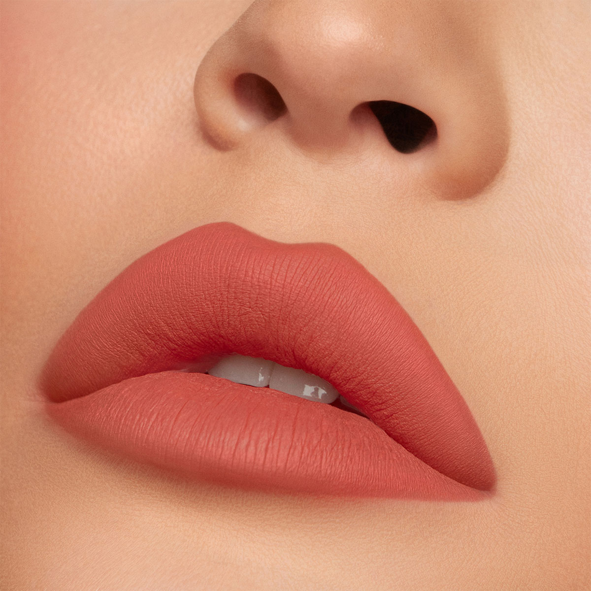 KYLIE COSMETICS MATTE LIP KIT (KIT PARA LABIOS)